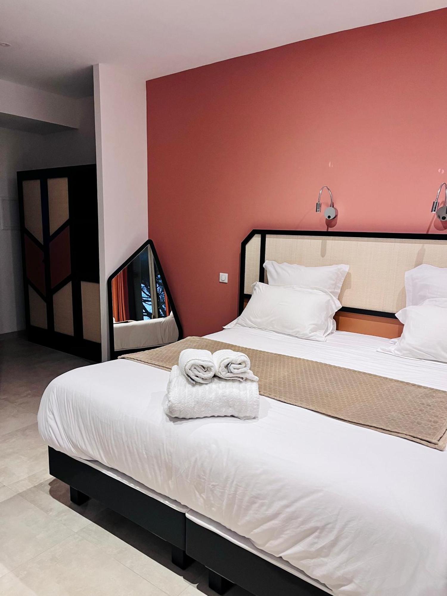 Hotel Du Golfe Pinarello พินาเรลลู ภายนอก รูปภาพ