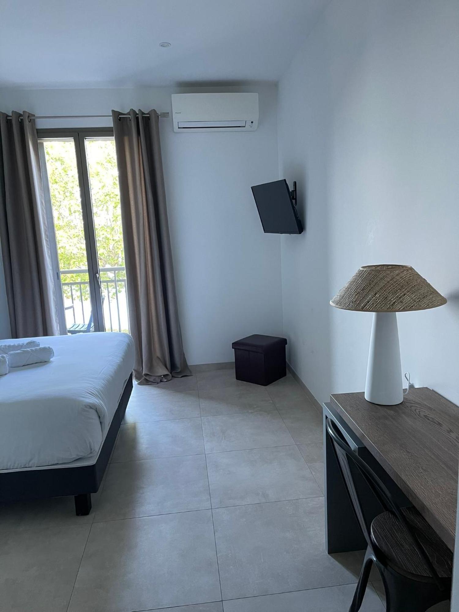 Hotel Du Golfe Pinarello พินาเรลลู ภายนอก รูปภาพ